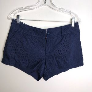 Lilly Pulitzer The Walsh Short in Blue Size 6